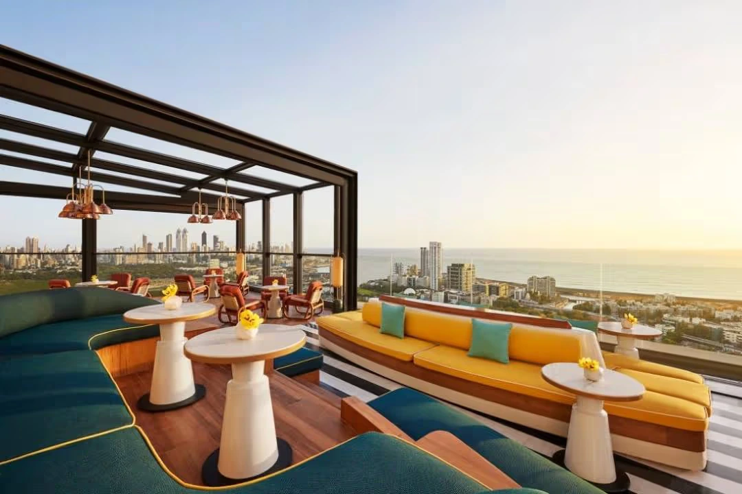 Rooftop Restaurants and Commercial Terraces